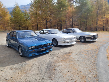 Autumn trip 2025 with a stop at the Albula Pass (Switzerland)
Herbstausfahrt 2025 mit Stopp am Albulapass (CH)
Sortie d'automne 2025 avec arrêt au col de l'Albula (CH) Autumn trip 2025 with a stop at the Albula Pass (Switzerland)
Herbstausfahrt 2025 mit Stopp am Albulapass (CH)
Sortie d'automne 2025 avec arrêt au col de l'Albula (CH)